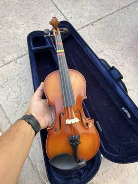 Carlo Robelli P105340fx Violin 3/4 Spruce Top Maple. Pre Owned Case No Saddle