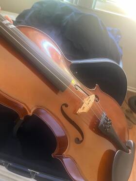 Cremona Sva-100 Premier Novice Viola Outfit - 16 Inch With Case Minimally Used