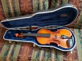 Glaesel Av20 Va20 15 Inch Stradivarius Copy Viola With Case And Bow Very Clean No Scratches
