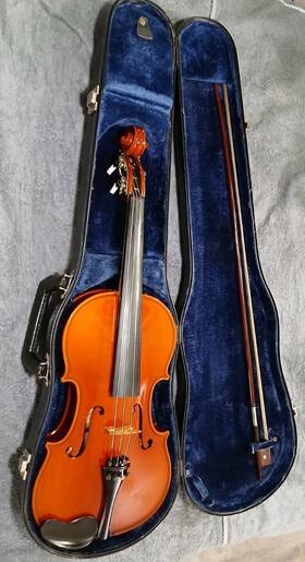 Knilling 2656 Nice 1988 Instr Bucharest Violin #2656 New Strings And Polish Romania 4/4