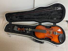 Pfretzschner 99513 Erich 13 Inch Viola Model Used With Case And Bow
