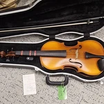 Bucharest 15.5" Acoustic Viola H20018148 Brown Case Bow Chinrest Used. Price: $1553.50.