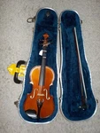 Used '99 Erich Pfretzschner Model 3011*1/4 Violin*w/bow&case*needsstringadjuster. Price: $99.99.