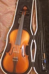 Knilling Bucharest 13 Inch Viola (size Of 3/4 Violin) - Msrp New Is $2,025.00 Used. Price: $1500.00.