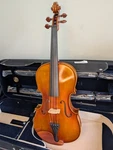 Dz Strad Model 400 16.5" Handmade Viola Open. Price: $1199.00.