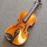 Glaesel 15 1/2IN VIOLAVA10E Brown Varnish Fine Tuner W/ Hard Case Bow 1980 Used. Price: $229.00.