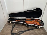 2003 E201/4 Scherl & Roth Hermann Beyer Viola 4/4 Made In Hungary W/ Case Used. Price: $299.00.