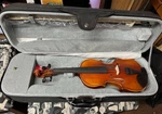 Maple Leaf Strings Size Violin W/ Case MLS130VN1/2 Used. Price: $449.99.
