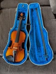 1993 Erich Pfretzschner 15 Inch Viola Stradivarius Copy W/bow And Hard Case Used. Price: $225.00.